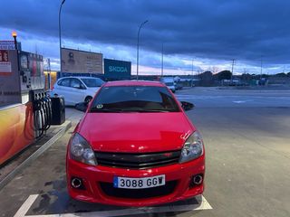 Opel astra GTC