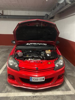 Opel astra GTC