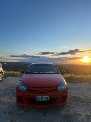 Opel astra GTC