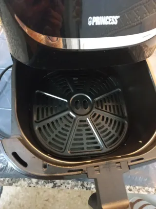 Freidora de aire Princess negra