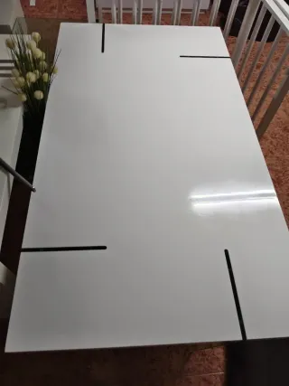 Mesa de salón moderna cristal