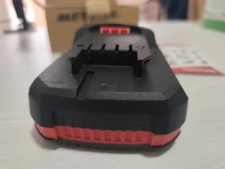 Batería METERIK 20V 2.0AH Lithium, para maquinaria