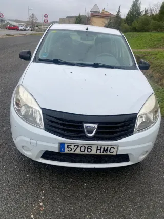 Dacia Sandero 2012