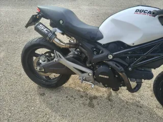 Ducati Monster 696 ABS Blanca