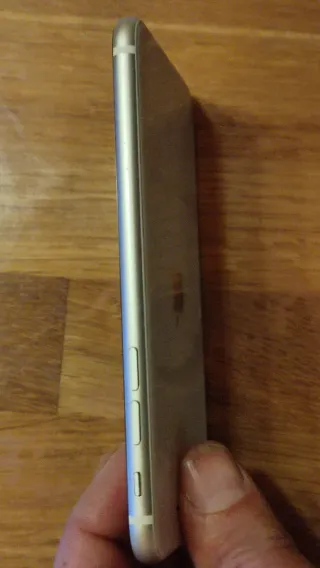 iPhone SE 2022 Argento