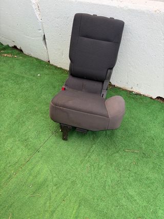 Aisento trasero mitsubishi Montero 3 puertas