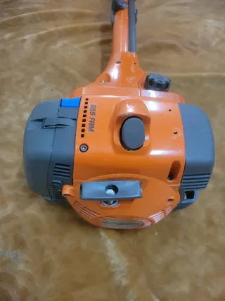 Desbrozadora Husqvarna 555 FRM