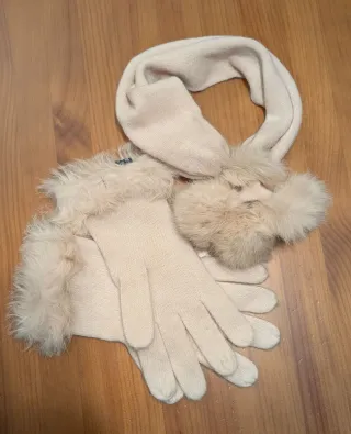 Conjunto guantes y bufanda beige