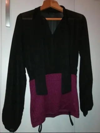 Maglia nera e fucsia velata