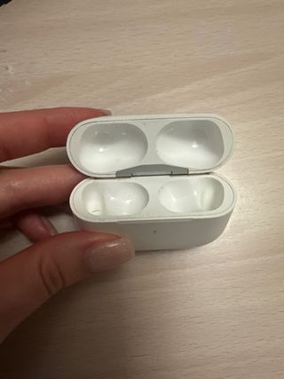 Caja AirPods Pro