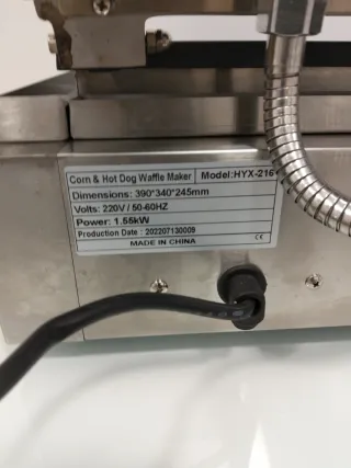 Gofrera Eléctrica para Hot Dogs