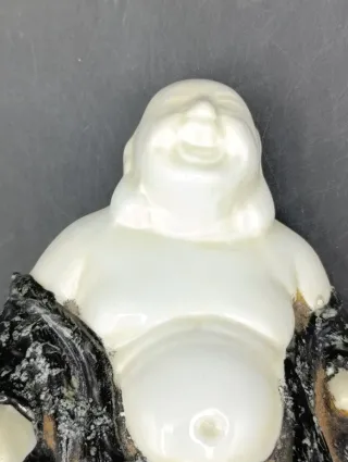 Figura Buda porcelana CH Manises