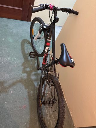 Bicicleta Rockrider Nera Decathlon