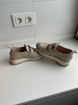Zapatos Hispanitas beige plataforma cuña