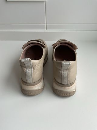 Zapatos Hispanitas beige plataforma cuña