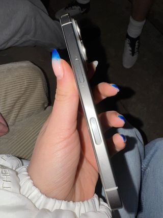 iPhone 16 Pro 128GB Gris