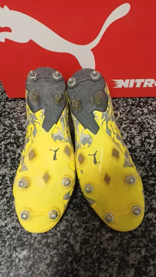 Botas de fútbol Puma Talla 44