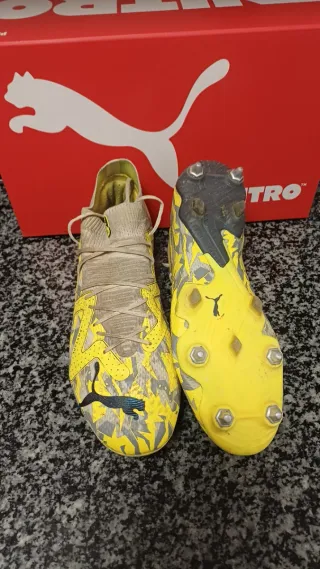 Botas de fútbol Puma Talla 44