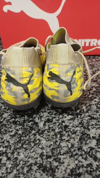 Botas de fútbol Puma Talla 44
