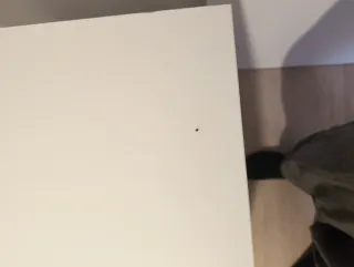 Cajonera blanca de madera