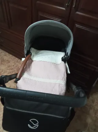 Carro Jane Muum + Capazo y Accesorios