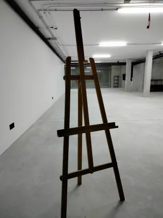 Caballete de madera para pintar