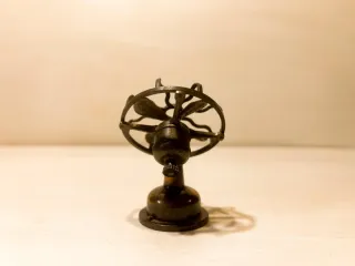 Lote 9 sacapuntas antiguos bronce