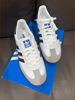 Adidas Samba Talla 40 Blancas y Negras