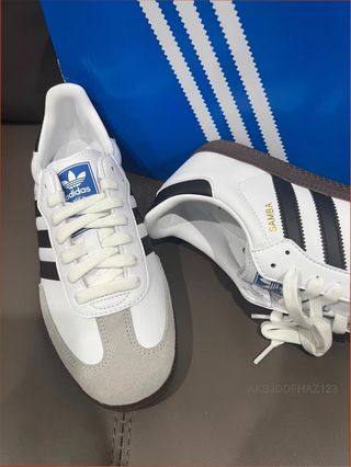 Adidas Samba Talla 40 Blancas y Negras