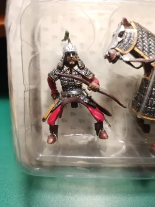 Figura de plomo caballero y caballo