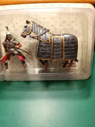 Figura de plomo caballero y caballo