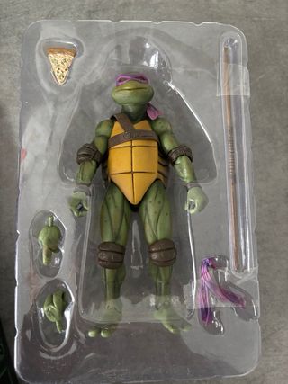 Tortuga Ninja Donatello NECA