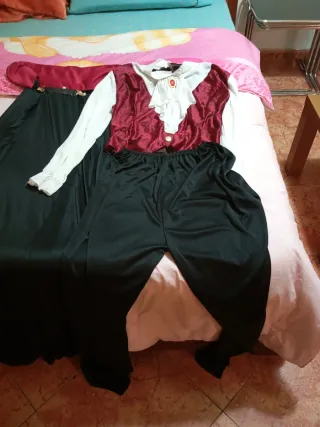 Disfraz Drácula y espiderman adultos