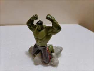 Set 5 Figure Personaggi Marvel Star Wars Pokemon