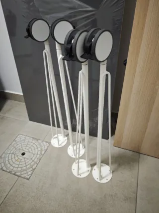 Mesas escritorio 120x60 cm impolutas.