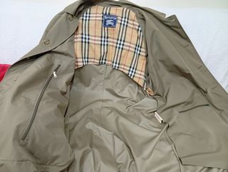 Gabardina Vintage Burberry Verde Oliva