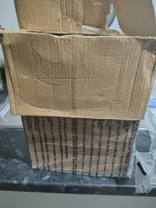 5kg de piedras volcánicas y 2 cajas de brisquetes.