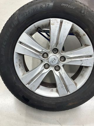 Llanta Kia Sportage 2016