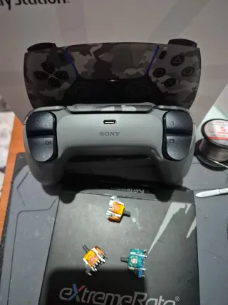 Mando PS5 ExtremeRate TMR Carbono Magnético