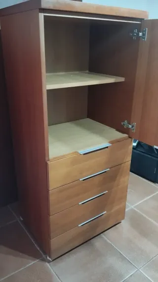 Armario de salón con cajones