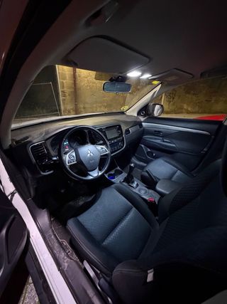 Miitsubishi Outlander 2014