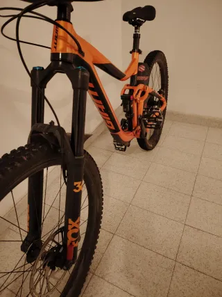 Bicicleta Giant Reign 2019