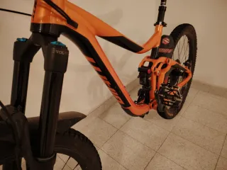 Bicicleta Giant Reign 2019