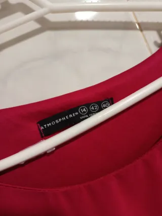 Vestido Atmosphere rojo sin cinturón