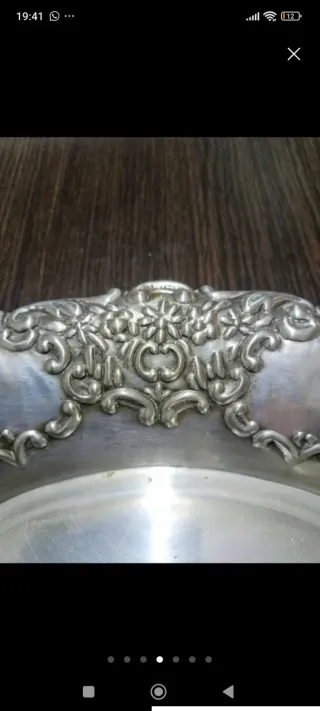 Bandeja ovalada de alpaca con uvas