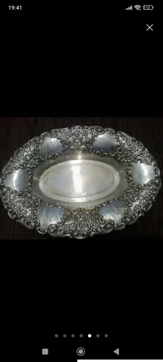 Bandeja ovalada de alpaca con uvas