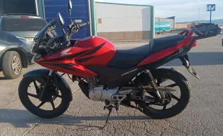 Honda CBF 125cc Roja