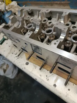 Culata VW Golf 1.6 TDI Completa