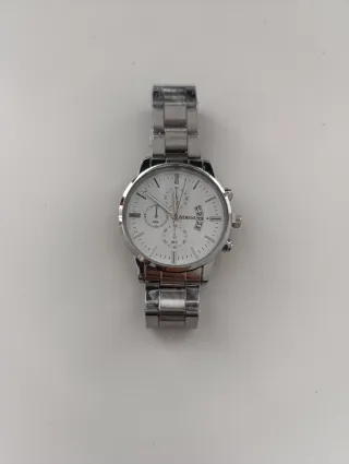 Reloj Blanco•Nuevo sin Estrenar•Old Money