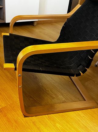 Sillón Ikea Negro y Madera